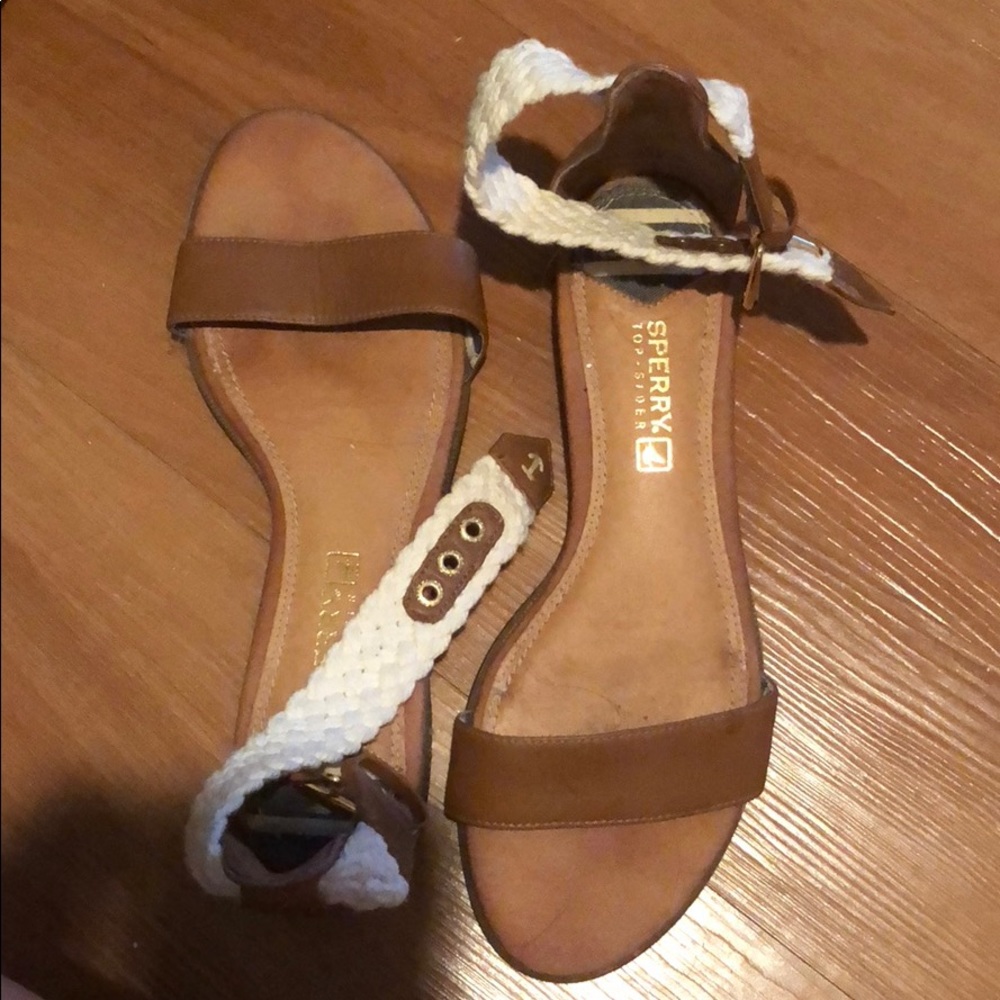 Sperry sandals